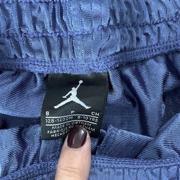 Jordan royal blue shorts youth - Picture 2 of 3